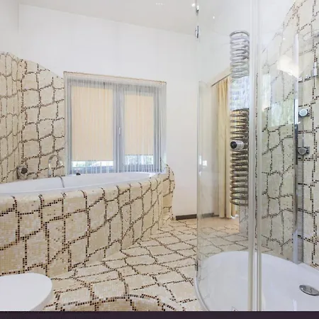 Sampetera Nams Villa *